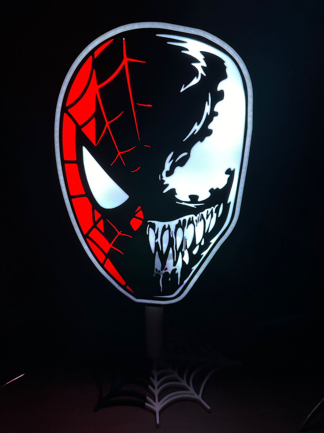 Venom Spiderman Light